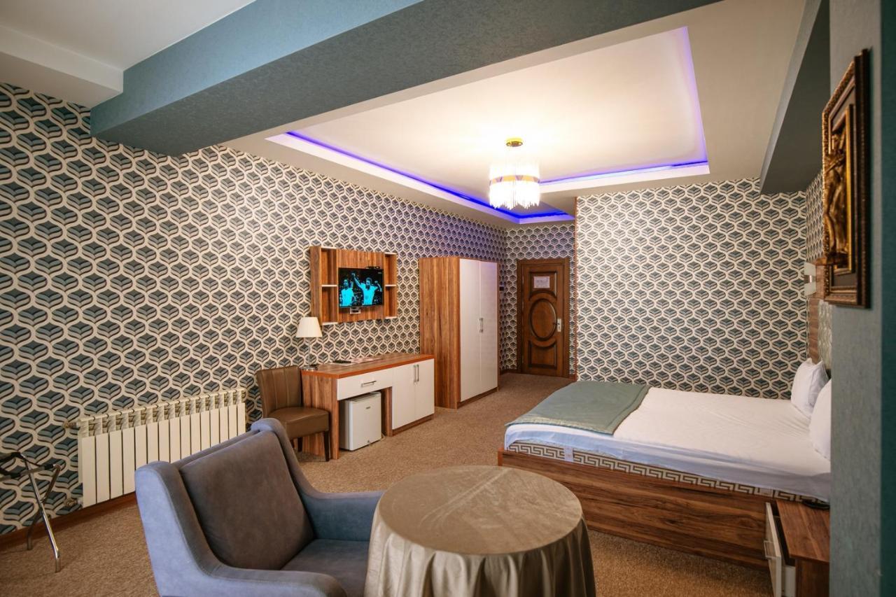 Ferienwohnung Royal Sapphire Boutique Baku Exterior foto