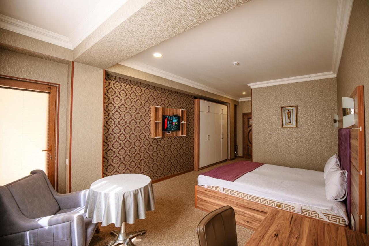 Ferienwohnung Royal Sapphire Boutique Baku Exterior foto